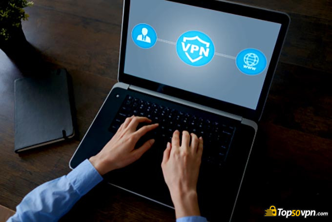 As VPNs são legais: uma pessoa que usa uma VPN. As VPNs são legais: uma pessoa que usa uma VPN.